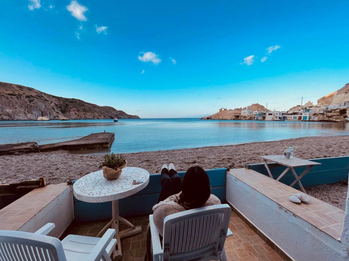 Erginas Boat House Apartment Plaka  Bagian luar foto