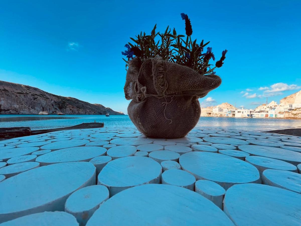 Erginas Boat House Apartment Plaka  Bagian luar foto