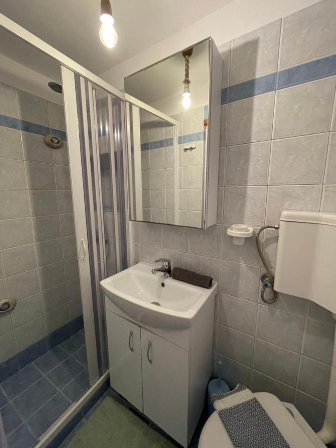 Erginas Boat House Apartment Plaka  Bagian luar foto