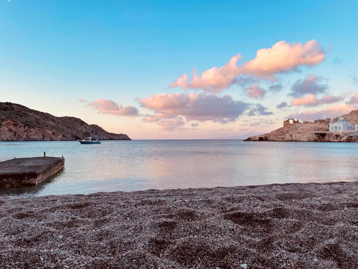 Erginas Boat House Apartment Plaka  Bagian luar foto