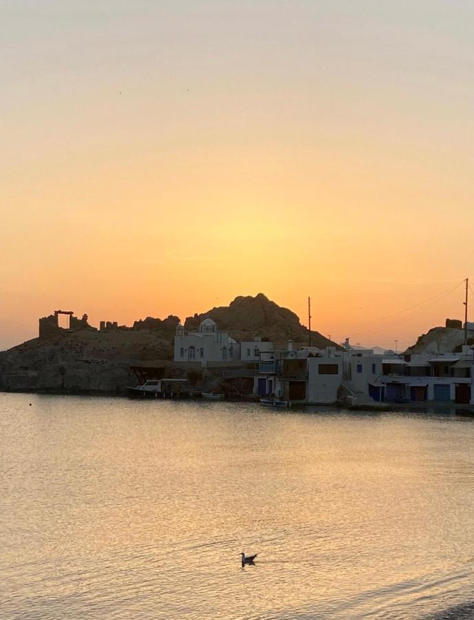 Erginas Boat House Apartment Plaka  Bagian luar foto