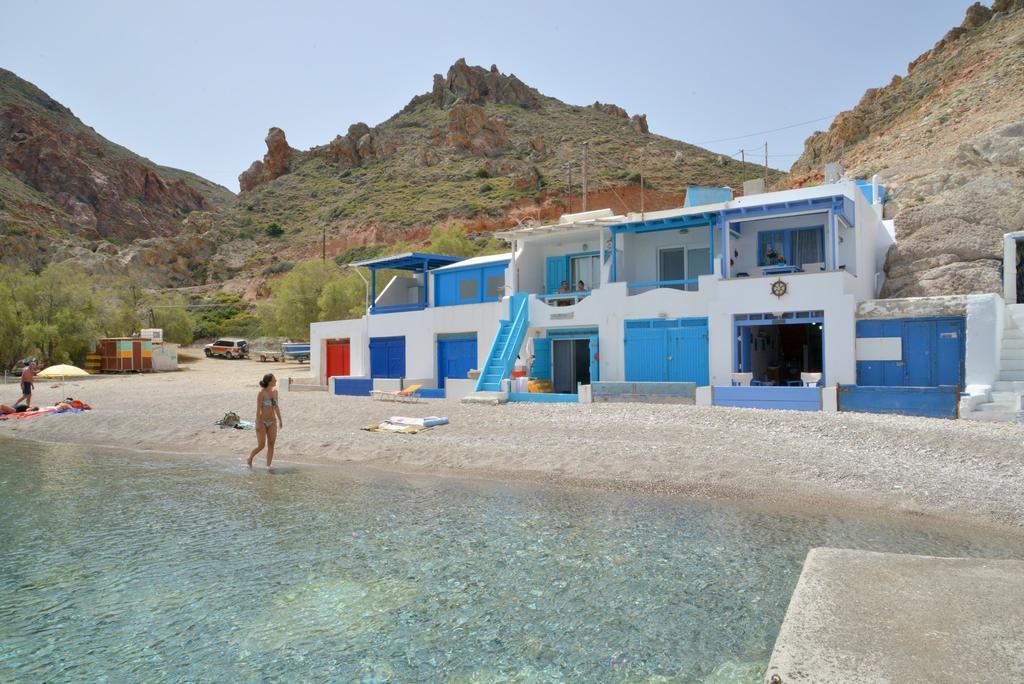 Erginas Boat House Apartment Plaka  Bagian luar foto