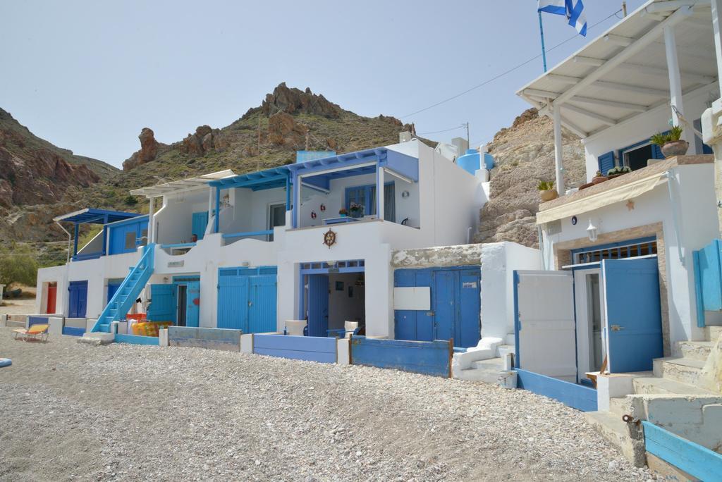 Erginas Boat House Apartment Plaka  Bagian luar foto
